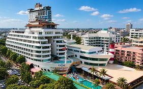 The Cruise Hotel